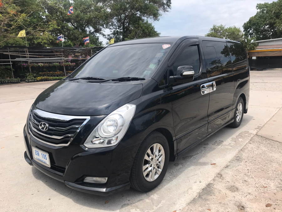 Minivan Toyota H1 or Suburb Taxi Pattaya to Utapao airport